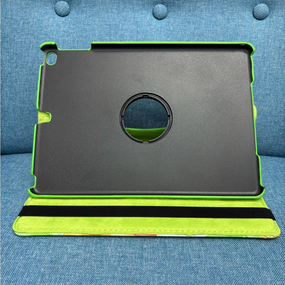 Floral Rotating Tablet Case for IPAD 5 or 6 (9.7 inch screen) - Picture 2 of 3